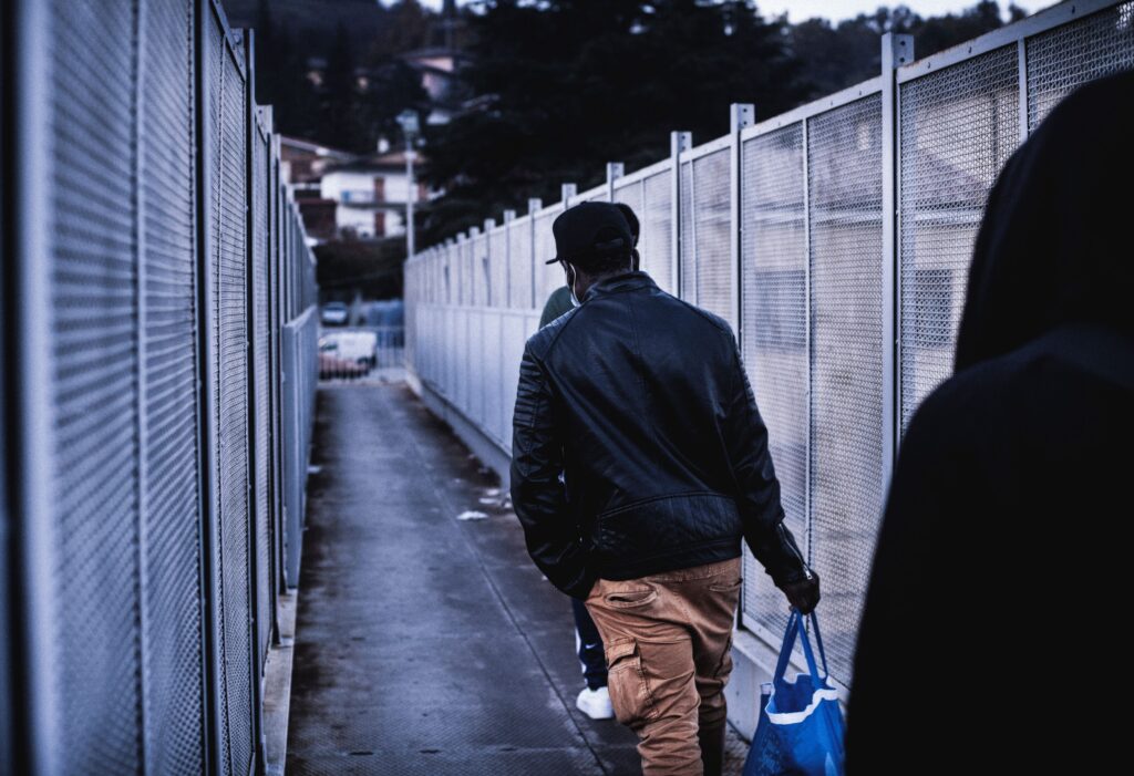 Uniunea Europeană crește numărul returnărilor migranților fără drept de ședere. Ce arată cele mai noi date Eurostat
