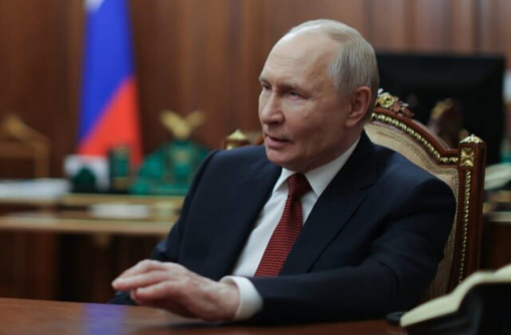 Le Monde: Putin și iluzia controlului. Cum propaganda și izolarea subminează credibilitatea Kremlinului