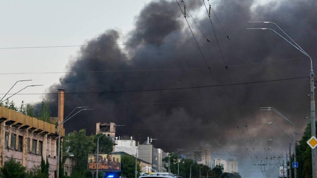 Rusia bombardează Kievul cu 41 de rachete, un mort și 13 răniți. Represalii după atacurile ucrainene cu drone în Rusia