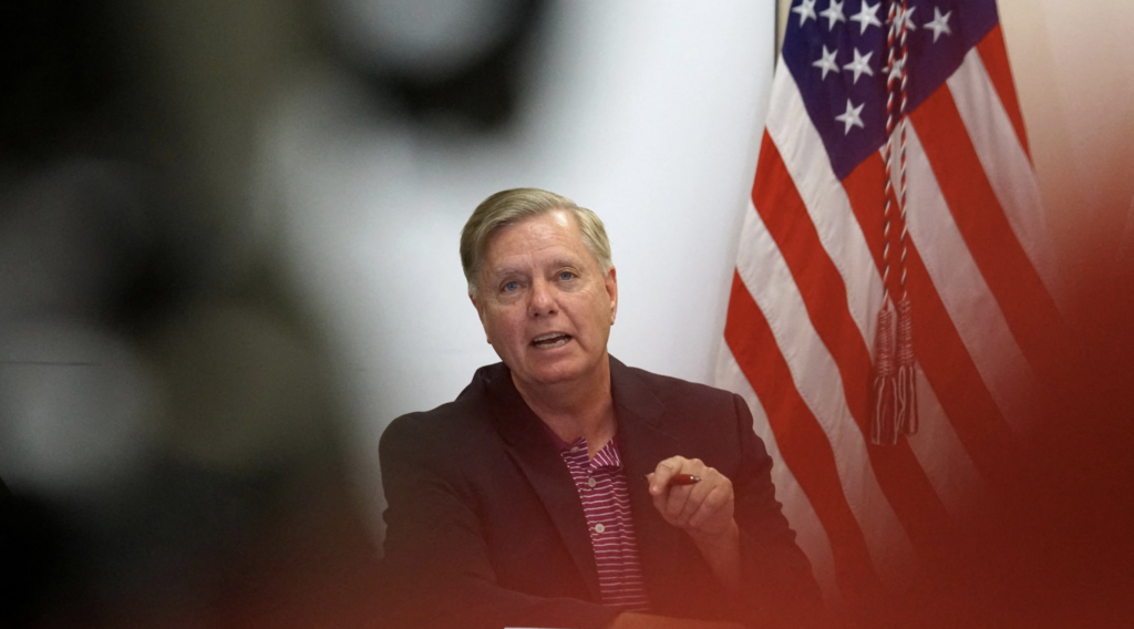 De la critic al lui Donald Trump la unul dintre cei mai loiali aliați. Povestea lui Lindsey Graham