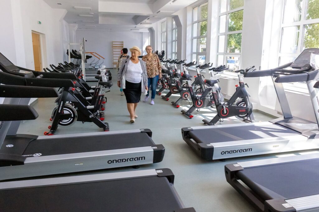 „Tinerețe fără bătrânețe”, centrul ce le oferă seniorilor un loc de recreere. Primăria Galați a investit 18,9 milioane de lei într-un spațiu modern pentru vârstnici