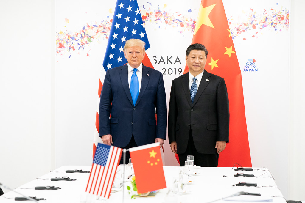 Inteligența artificială împarte lumea în două blocuri mari: Pax Silica vs. WAICO. Cum atrag SUA și China noi aliați