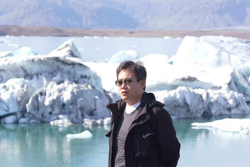 Om de știință american, acuzat de spionaj și reținut în China de peste 18 luni. SUA cer eliberarea sa
