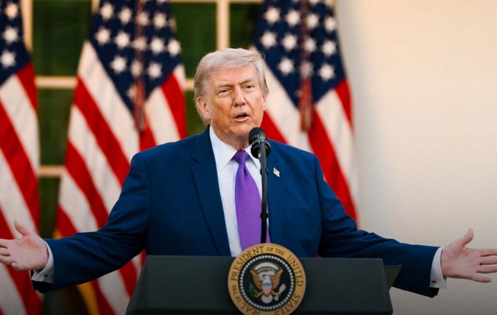 Trump avertizează că armata SUA va putea bombarda infrastructură civilă în Iran. Cotația petrolului a urcat din nou