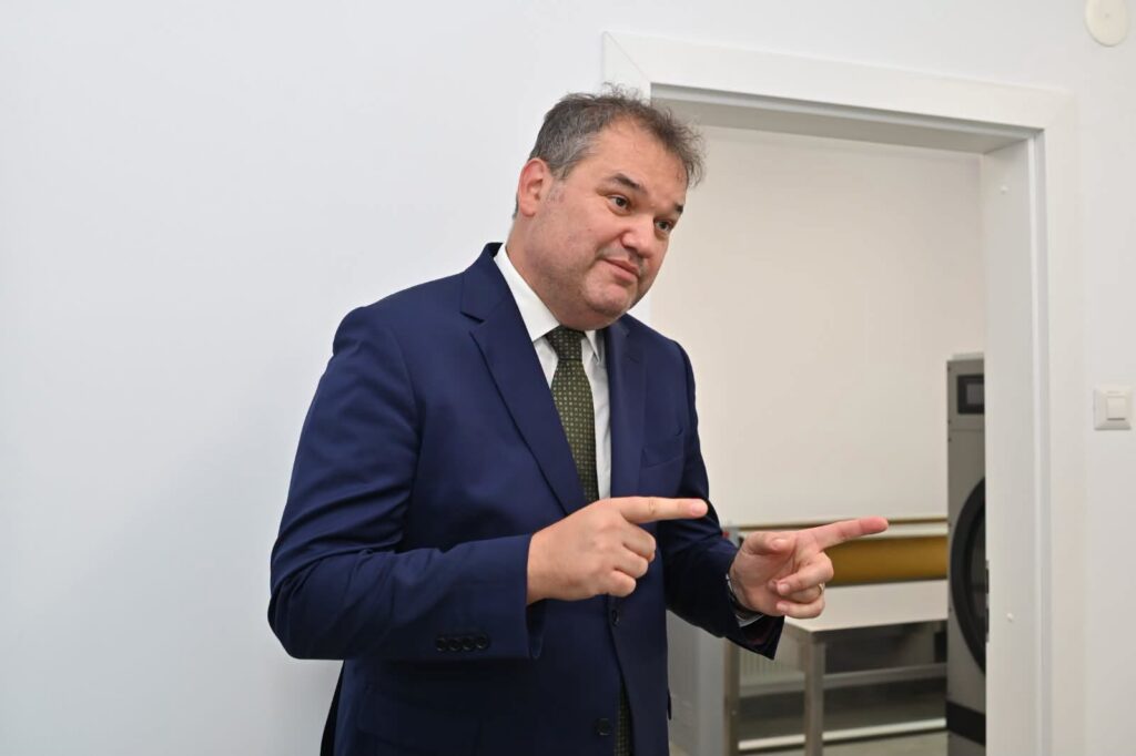 Criza medicamentelor. Ministrul Sănătății cere audit de urgență și schimbarea regulilor pentru stocuri