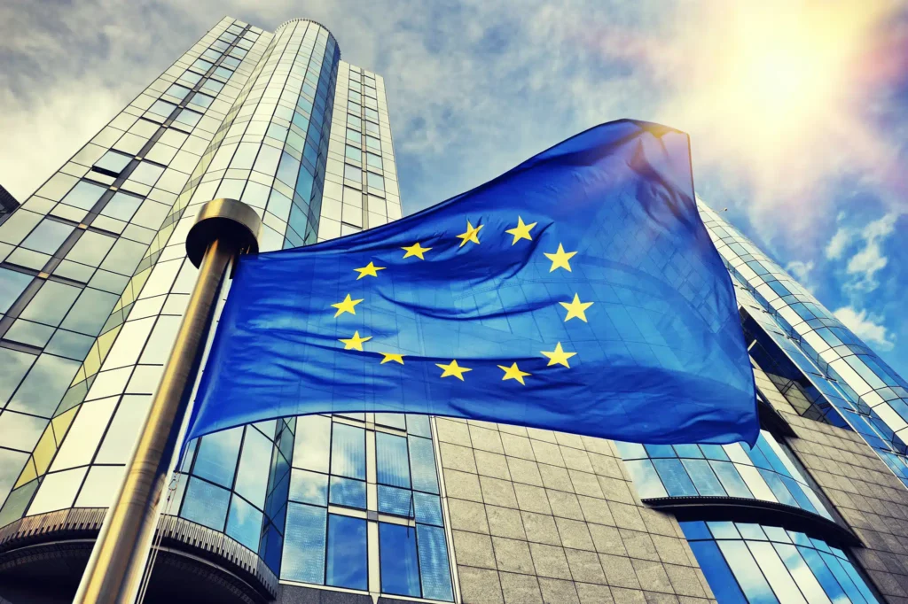 Se schimbă aderarea la UE. Comisia Europeană propune integrare treptată și garanții democratice mai stricte