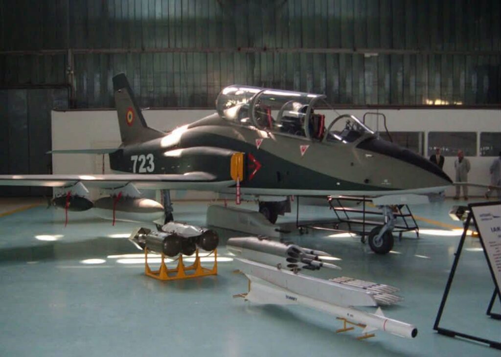 Contract de 55 de milioane de euro, întârziat șase ani. Ministrul Economiei cere disciplină la Avioane Craiova