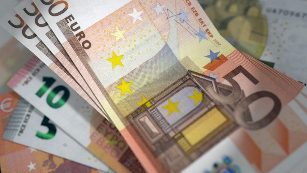 România ar putea intra în zona euro în 2032. Dragoș Pîslaru explică ce condiții trebuie îndeplinite