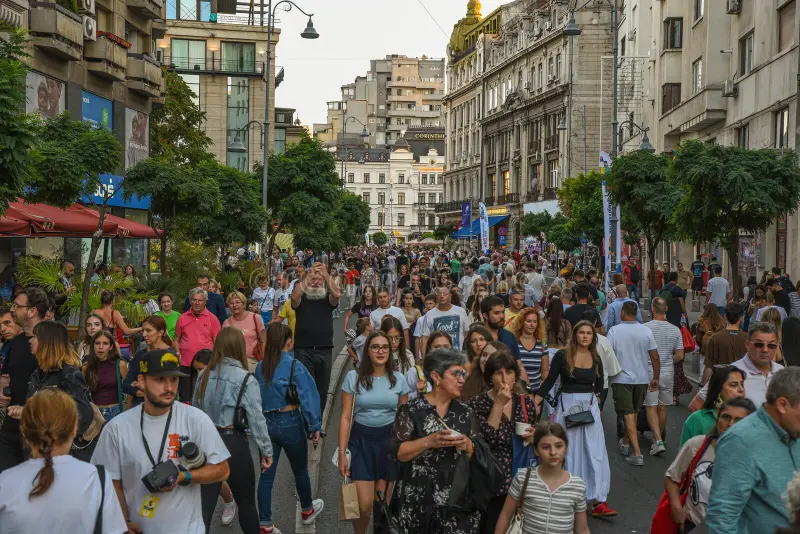 INS: Populația României continuă să scadă. Sunt tot mai mulți vârstnici și mai puțini copii