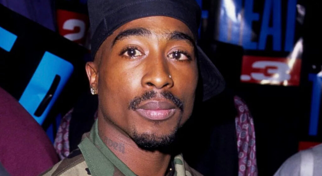 Începe procesul pentru uciderea lui Tupac Shakur. Fost lider de gang, judecat la 30 de ani de la moartea rapperului