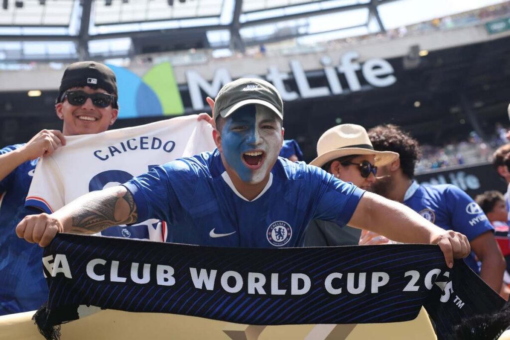 Chelsea a fost cumpărată cu o liră și 4 decenii mai târziu a ajuns să valoreze miliarde. Derbyul londonez, cel mai spectaculos meci din debutul Premier League