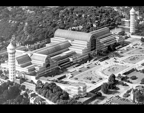 Clădirea Crystal Palace. Sursă foto: Facebook