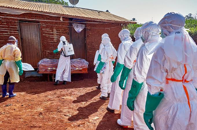 OMS avertizează: Epidemia de Ebola din Congo este „departe de a fi sub control”. Aproape 5.000 de cazuri și peste 2.300 de morți