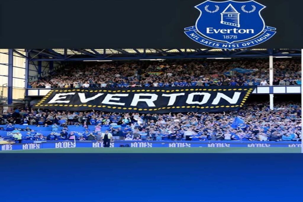 Everton are 124 de sezoane în prima ligă, cele mai multe din fotbalul englez. Merseyside Derby, una dintre cele mai intense rivalități din Premier League