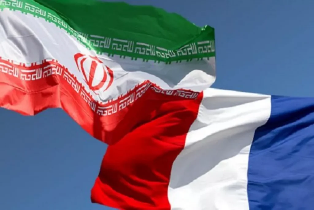 Franța expulzează doi diplomați iranieni după un incident la ambasada din Teheran