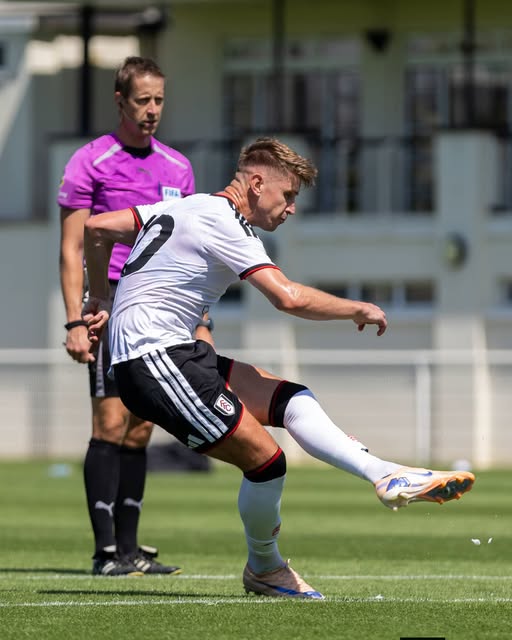 Tom Cairney este căpitanul lui Fulham. Sursă foto: Facebook