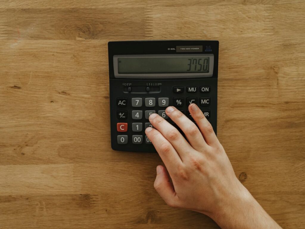 Wall Street Journal: Iluzia taxei pe valoarea adăugată. De ce importul modelului fiscal european nu reprezintă o soluție pentru datoria SUA