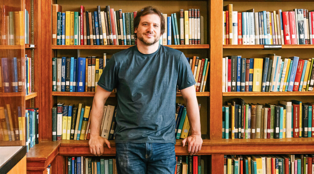 Unul dintre cei mai mari matematicieni ai lumii se alătură OpenAI. De ce crede că inteligența artificială poate deveni cel mai mare risc al omenirii