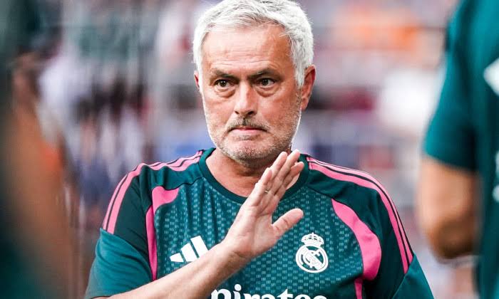 José Mourinho, mesaj după ratarea transferului lui Rodri: „Sunt foarte fericit cu lotul lui Real Madrid”