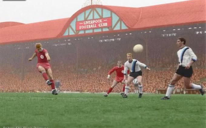 Roger Hunt marcând în fața lui Inter Milano. Sursă foto: Facebook