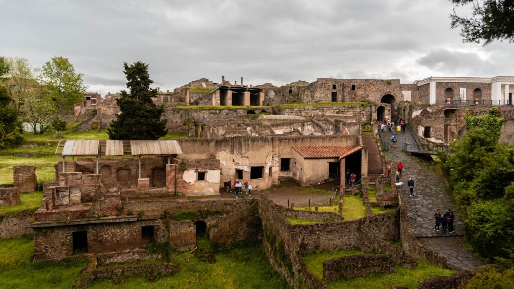 Viața a continuat la Pompei după marea erupție a Vezuviului