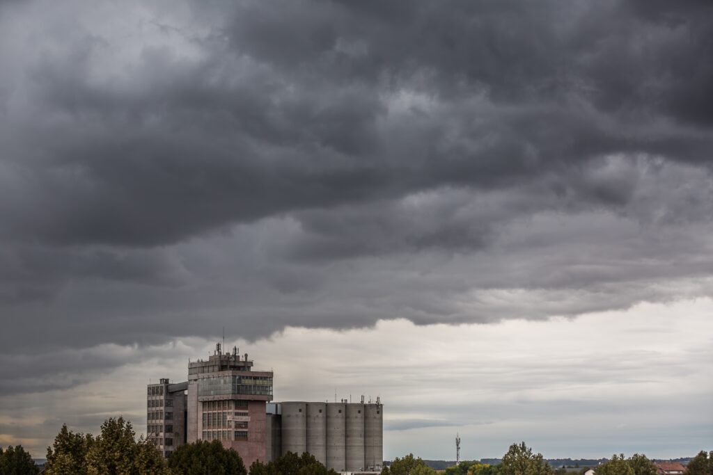 Vremea se răcește treptat la început de toamnă. Cum arată prognoza ANM pentru următoarele două săptămâni