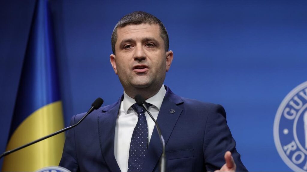CFR va trebui să publice lunar întârzierile trenurilor. Radu Miruță anunță reguli noi pentru companie