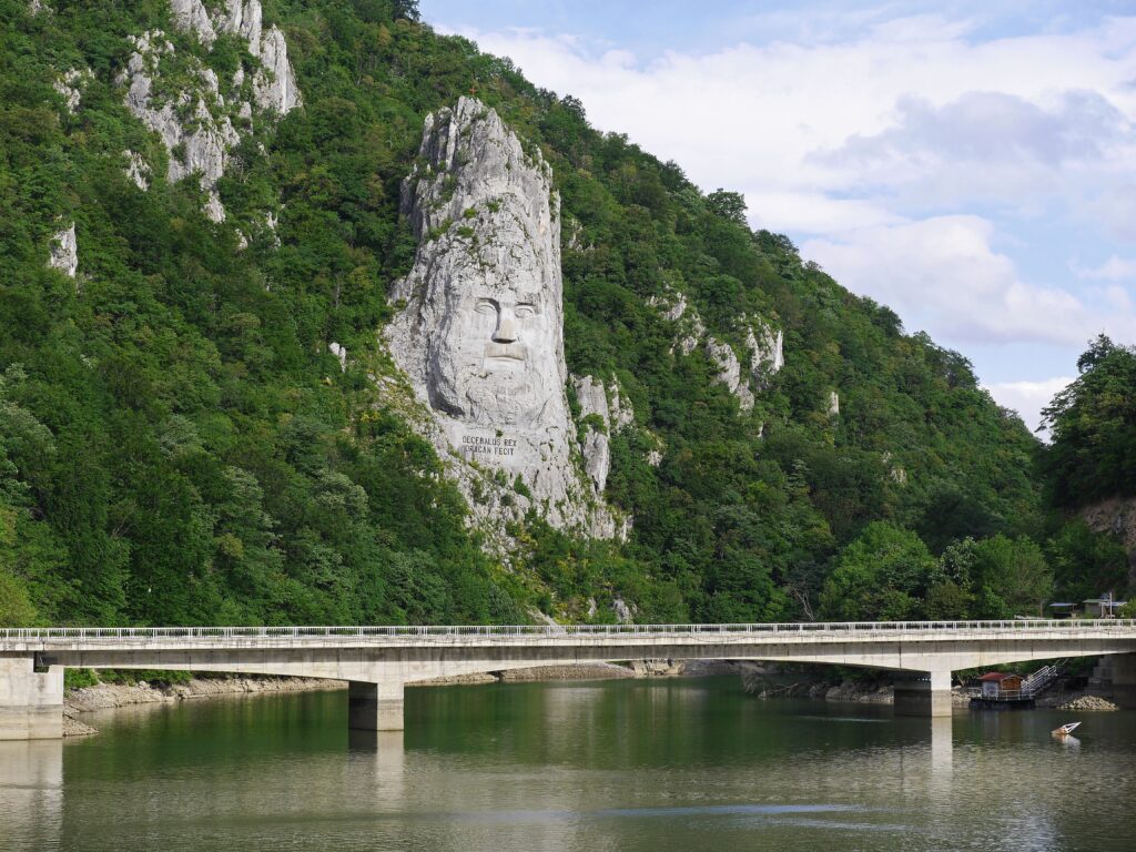 Dunărea rămâne la un nivel extrem de scăzut. Ce se întâmplă cu energia produsă la Cernavodă