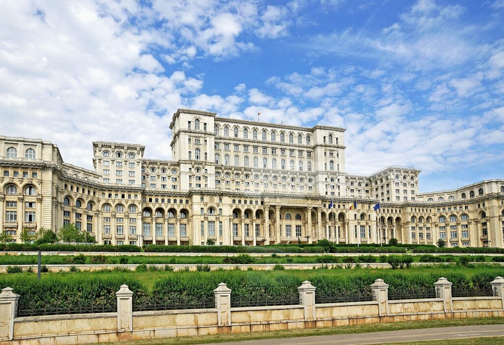 Ce este o moțiune de cenzură și cum funcționează în România