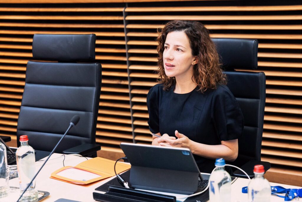 Roxana Mînzatu prezintă bilanțul de la Bruxelles. 36 de milioane de europeni au beneficiat de proiecte UE