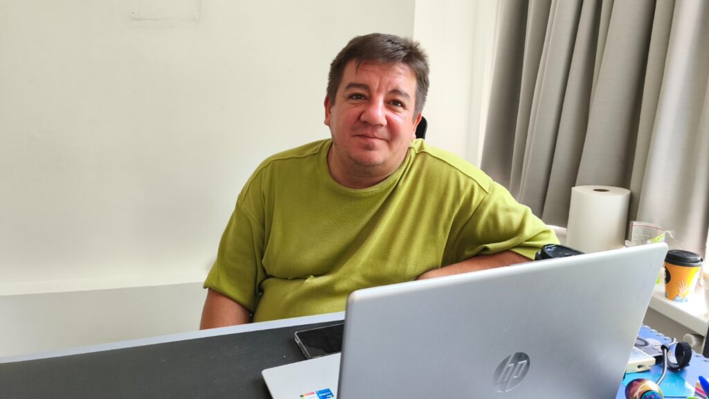 De la tastatură la livadă. Care este pasiunea de weekend a directorului editorial NewsEdge, Sorin Andreiana