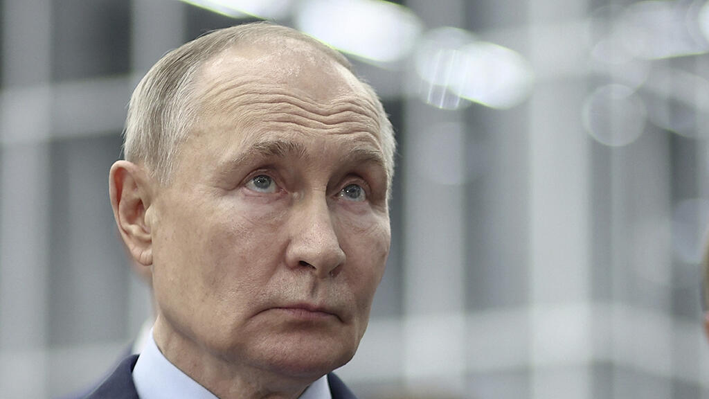 Vladimir Putin, a treia vizită în Siberia în mai puțin de trei săptămâni. Liderul de la Kremlin a ajuns în Buriatia