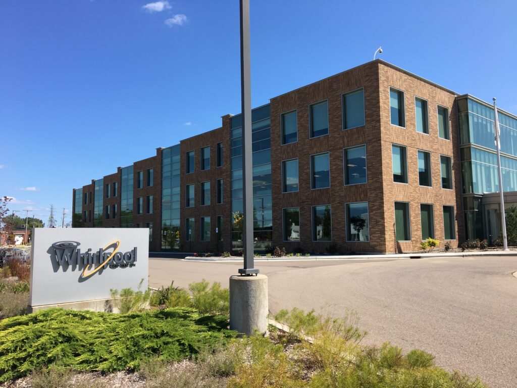 De la expansiune globală la lupta pentru redresare. Cum au transformat piața imobiliară, datoriile și concurența strategia Whirlpool