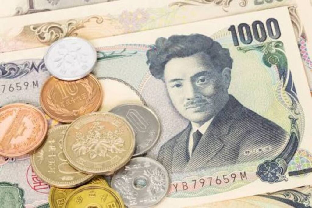 SUA și Japonia intervin pentru salvarea yenului. Donald Trump explică decizia care zguduie piețele financiare