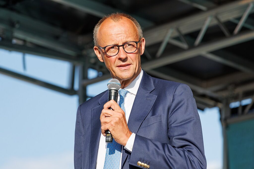 Friedrich Merz promite o schimbare de direcție după înfrângerea CDU