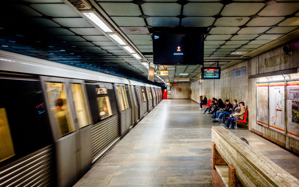 Cât costă în realitate o călătorie cu metroul în București. Diferența uriașă față de prețul plătit de călători