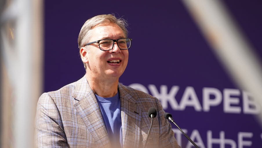 Serbia organizează alegeri anticipate pe 25 octombrie. Aleksandar Vučić vrea să revină în fruntea guvernului