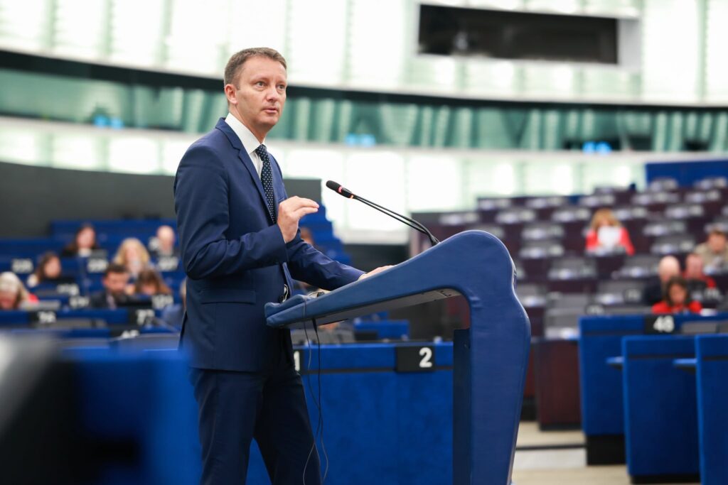 Siegfried Mureșan cere PSD să susțină Guvernul. "România are nevoie de un guvern"