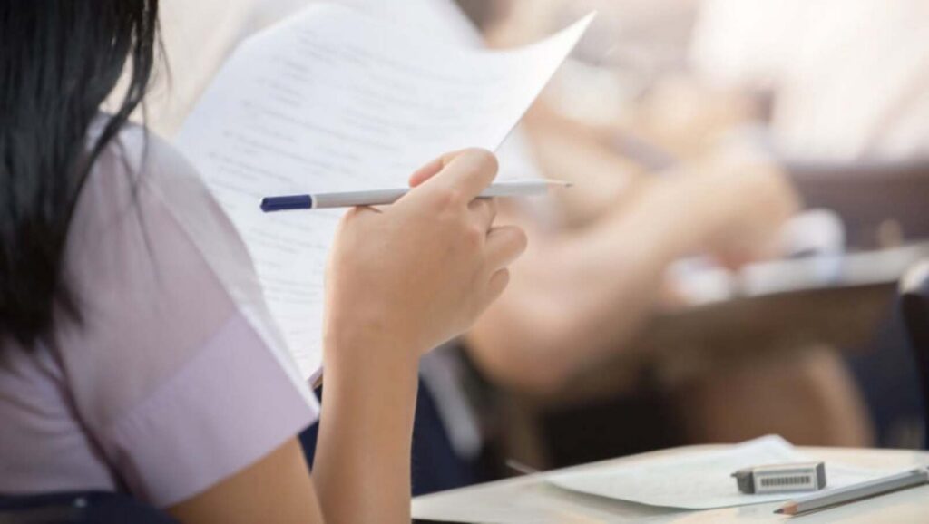 Rezultatele PISA 2025 au efecte în Republica Moldova. Examenele se schimbă, iar elevii ar putea avea 30 de minute de lectură zilnică