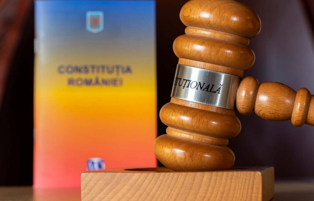 CCR explică de ce partidele au împărțit locurile de la TVR și Radio fără să respecte legea. Conducerile celor două companii de stat trebuie schimbate
