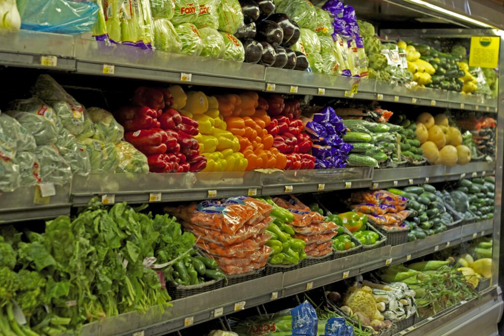 Cât costă să produci legume bio în România? Un hectar cu roșii presupune cheltuieli de peste 146.000 de lei