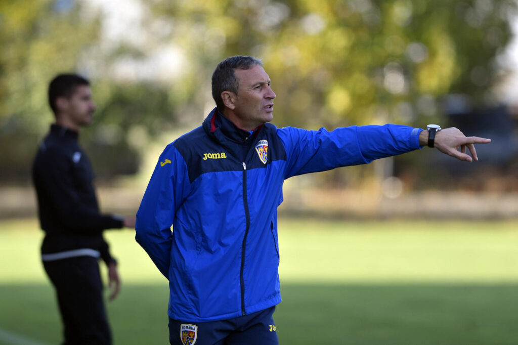 De ce România nu mai produce fotbaliști talentați? Explicaţiile unui fost selecţioner U19