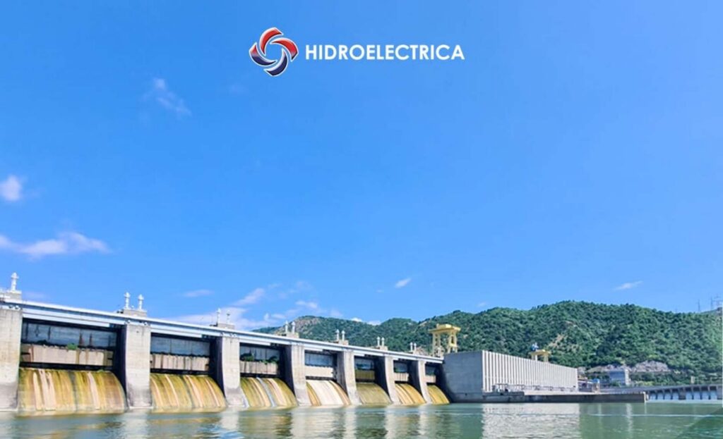 Hidroelectrica anunță proiectul pentru cea mai mare capacitate de stocare în baterii din portofoliu. Ce beneficii ar putea aduce