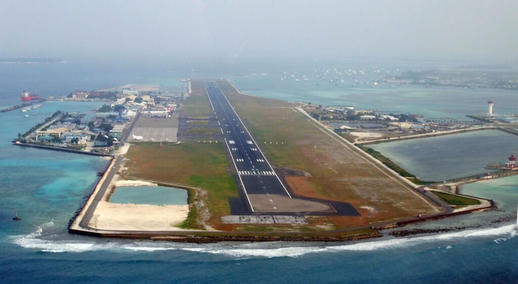 Wall Street Journal: Insulele Maldive, paradisul exotic devenit rută pentru mărfurile occidentale destinate Rusiei