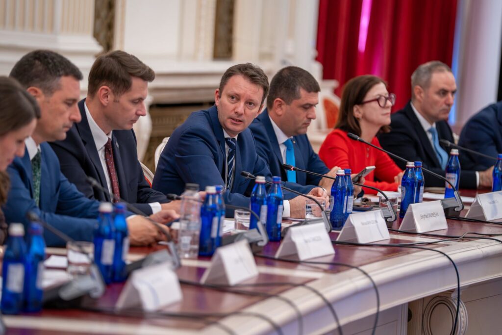 Știrile zilei 28 septembrie. Scandal la audierile miniștrilor lui Mureșan. AEP pune pe masă regulile pentru anticipate