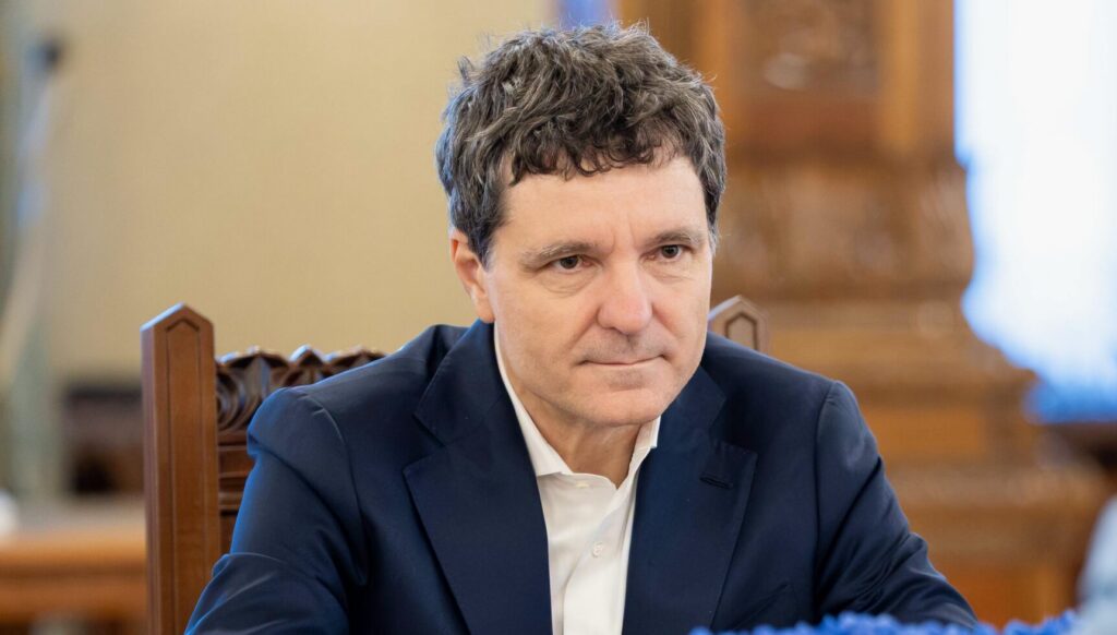 Nicușor Dan spune că o desemnare de premier e aproape: „Nu putem să mai așteptăm”. Președintele vrea o variantă care are cele mai mari șanse să treacă de Parlament