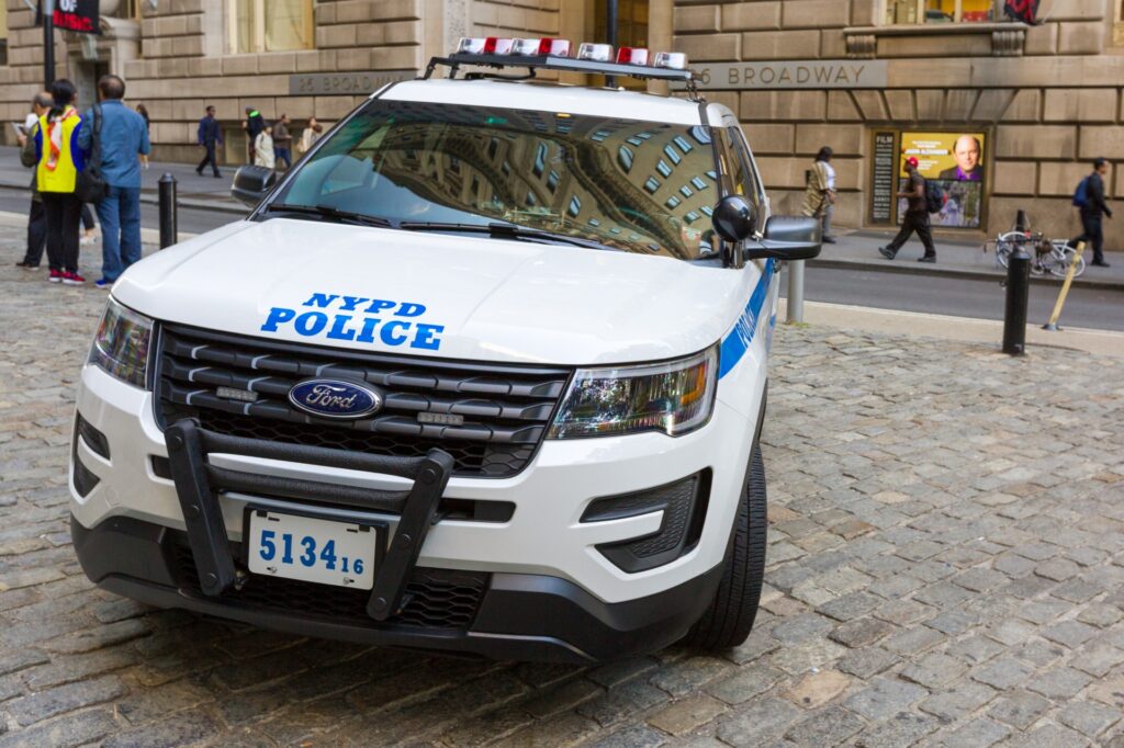„Retrageți finanțarea poliției” nu mai este un slogan acceptabil pentru stânga americană