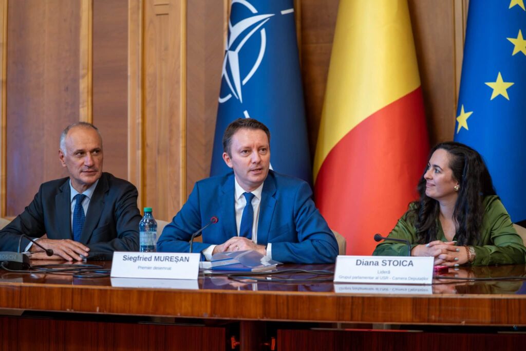Negocierile pentru Guvernul Mureșan, în impas din cauza pretențiilor USR (surse)