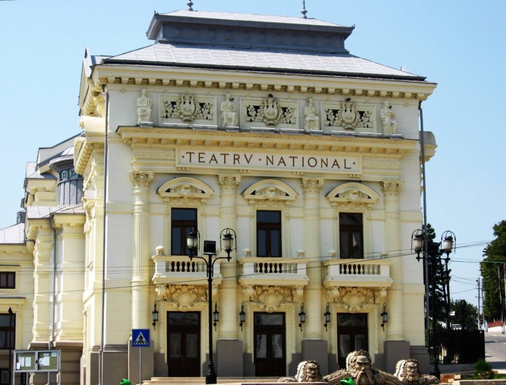 Festivalul de Teatru „Ștefan Iordache” începe la Caracal. Gigi Căciuleanu, omagiat la ediția din acest an