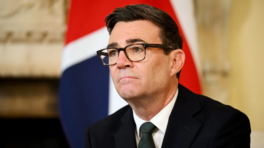 Andy Burnham vrea ca Marea Britanie să revină în UE în timpul vieții sale, dar exclude o astfel de decizie în actualul mandat parlamentar